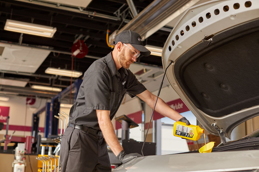Signs That Show That Diesel Engines Need An Oil Change