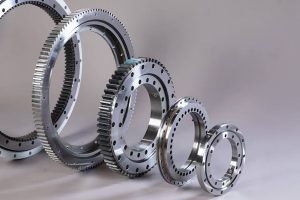 Common Causes of Slewing Ring Wear in Crane Trucks and Heavy Vehicles